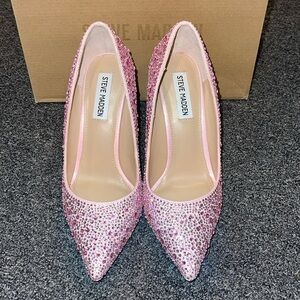 Women’s Pink Rhinestone Steve Madden heels